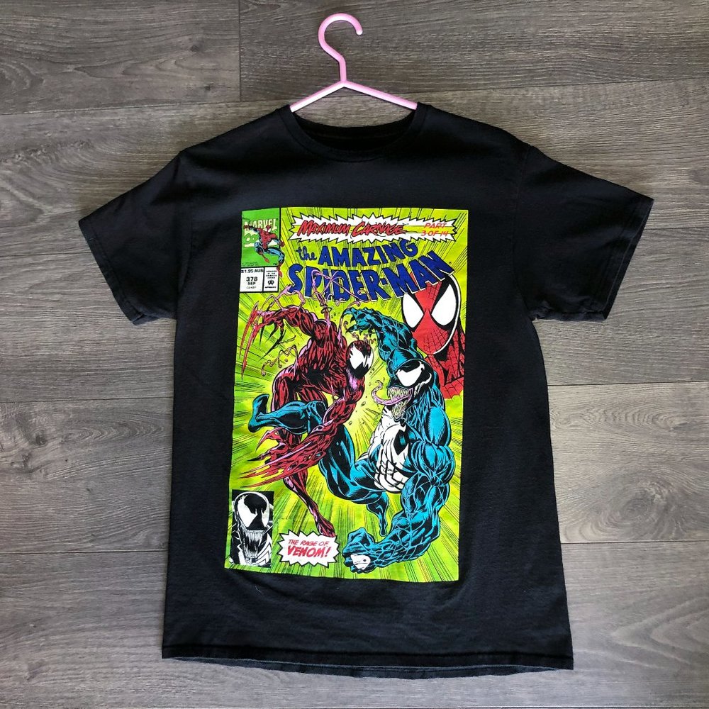 The Amazing Spiderman Venom vs Carnage Marvel Tee Size Medium